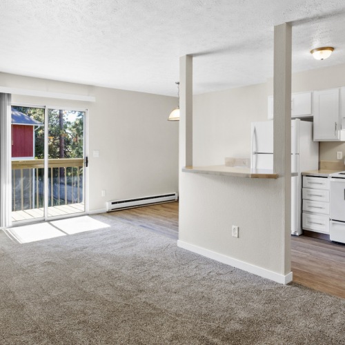 2  BR, 1BA - Renovated 1  BR, 1BA - Renovated